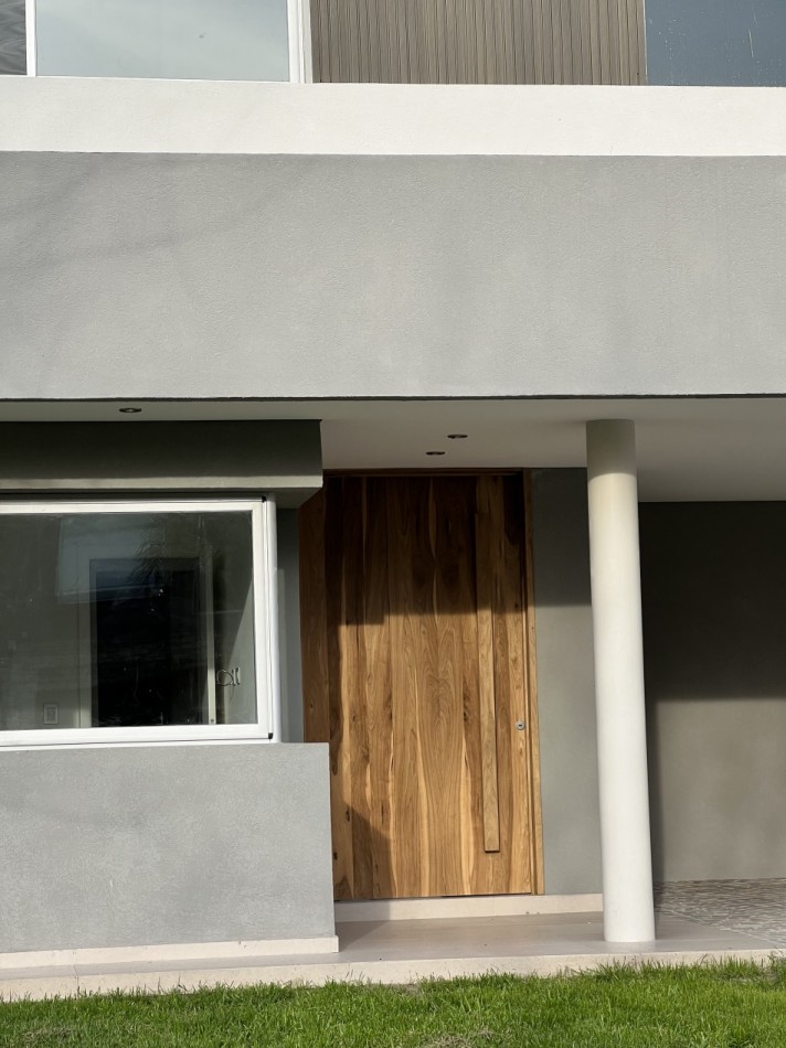 Casa a estrenar en Fincas de Hudson