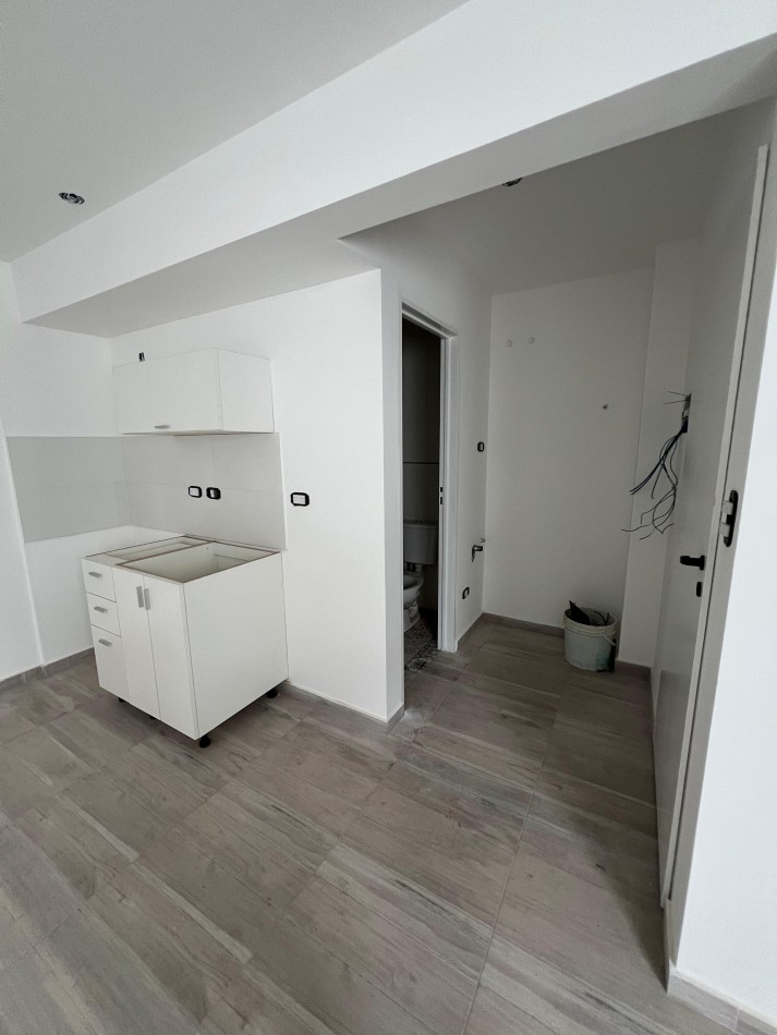 Dpto monoambiente a estrenar, 1er/2do piso, ubicado en Bolivar 359 Lomas de Zamora