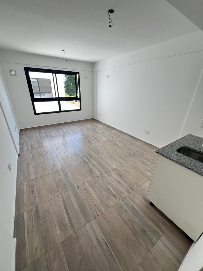 Monoambiente,1er piso  interno a estrenar, ubicado en Gorriti 632 Lomas de Zamora