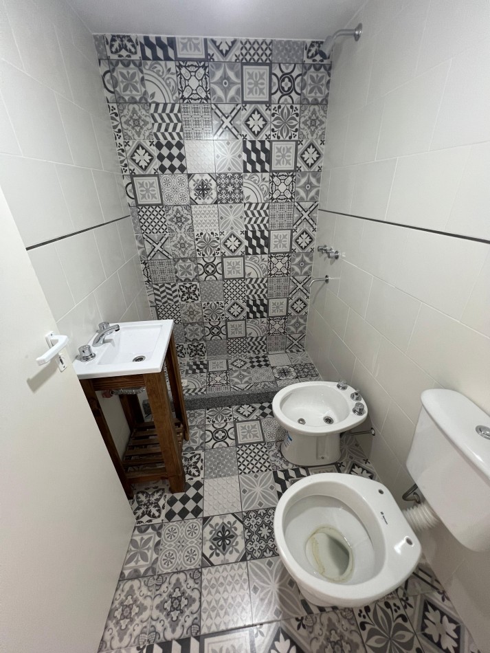 Monoambiente,1er piso  interno a estrenar, ubicado en Gorriti 632 Lomas de Zamora