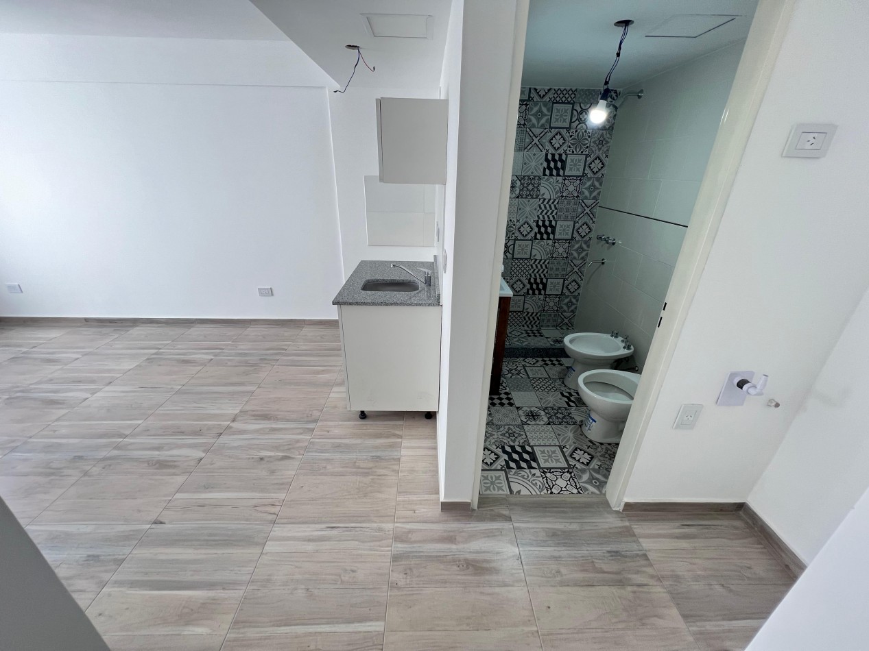 Monoambiente,1er piso  interno a estrenar, ubicado en Gorriti 632 Lomas de Zamora