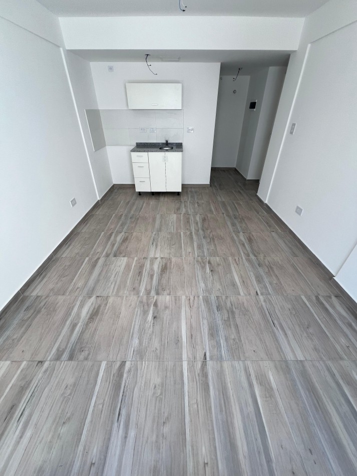 Monoambiente,1er piso  interno a estrenar, ubicado en Gorriti 632 Lomas de Zamora