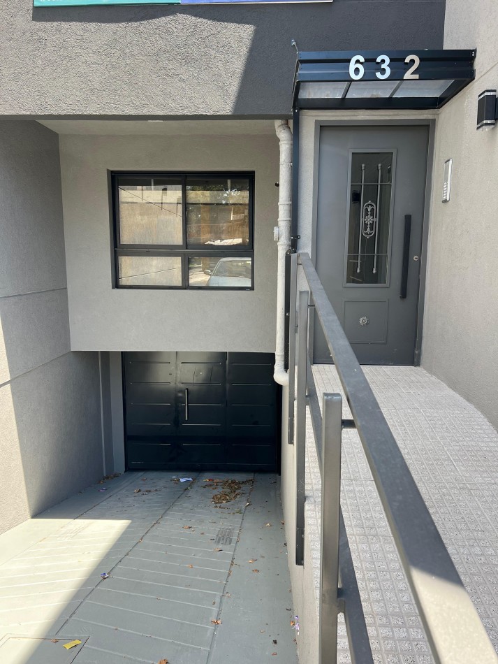 Monoambiente,1er piso  interno a estrenar, ubicado en Gorriti 632 Lomas de Zamora