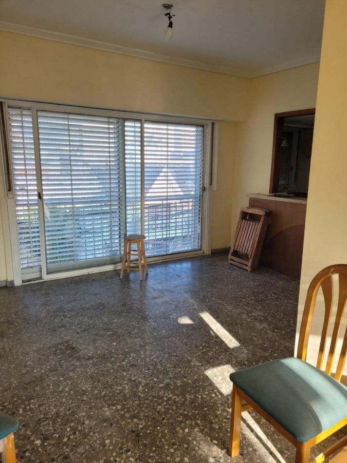 Dpto semipiso 3 amb con balcon al frente, apto credito. Excelente ubicacion: 20 de Septiembre 2989, Lanus Oeste