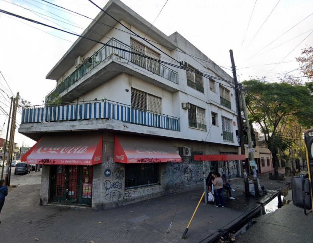 Dpto semipiso 3 amb con balcon al frente, apto credito. Excelente ubicacion: 20 de Septiembre 2989, Lanus Oeste