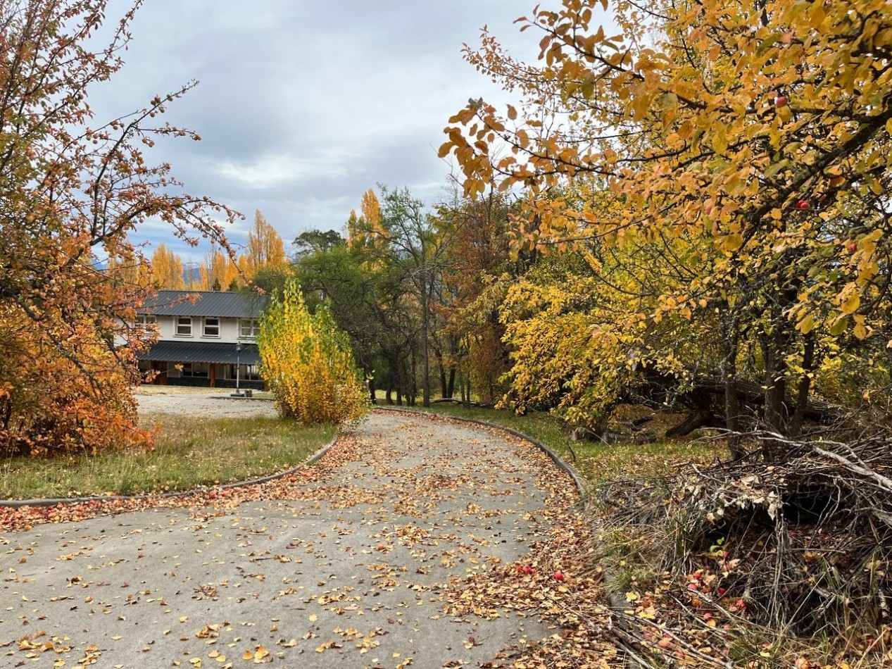 Casa quinta con quincho en ladera del Cerro Piltriquitron
