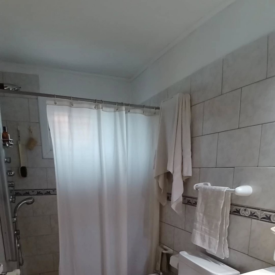 Venta casa + 2 departamentos Junin de los Andes, Neuquen
