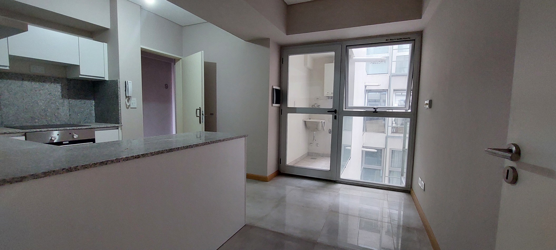 Venta departamento 4 ambientes con cochera en Caballito