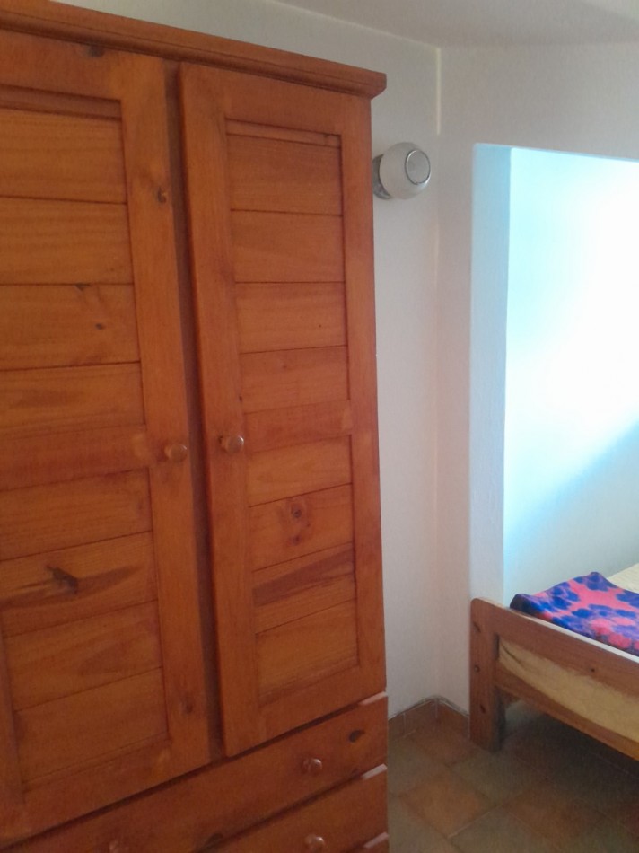 SE VENDE CHALET AL MEDIO EN PH 