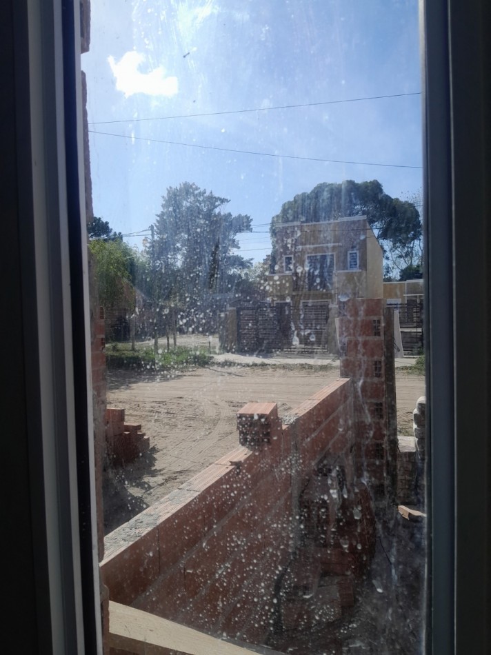 VENTA DE 3 DUPLEX EN DESARROLLO EN CALLE 6 E/ 77 Y 78 Mar del Tuyu.