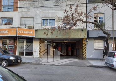 Cochera en Quilmes Centro