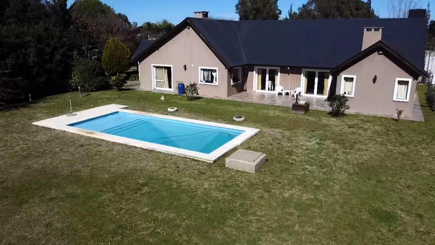 Casa 10 ambientes - uribelarrea - cañuelas