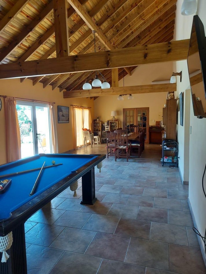 Casa 10 ambientes - uribelarrea - cañuelas