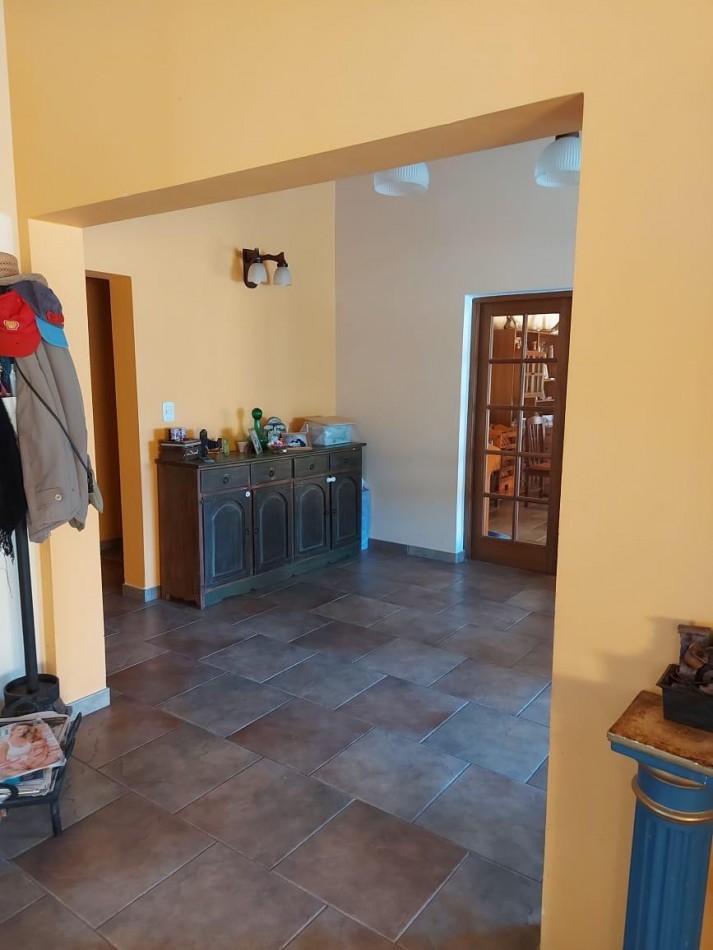 Casa 10 ambientes - uribelarrea - cañuelas