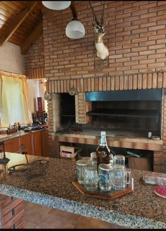 Casa 10 ambientes - uribelarrea - cañuelas