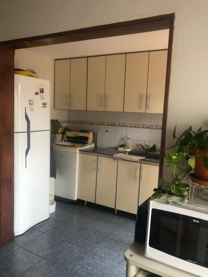 OPORTUNIDAD! VENTA DUPLEX CON RENTA !! 3AMB CON PATIO !!