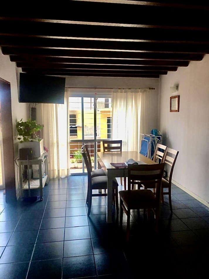 OPORTUNIDAD! VENTA DUPLEX CON RENTA !! 3AMB CON PATIO !!