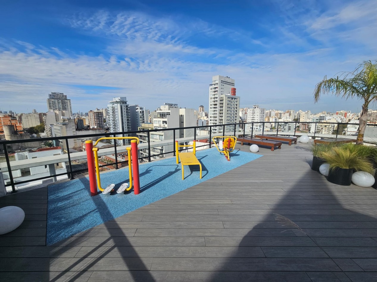 Hermoso 2 ambientes con cochera fija cubierta en edificio de CATEGORIA / La Palmera de Villa Crespo
