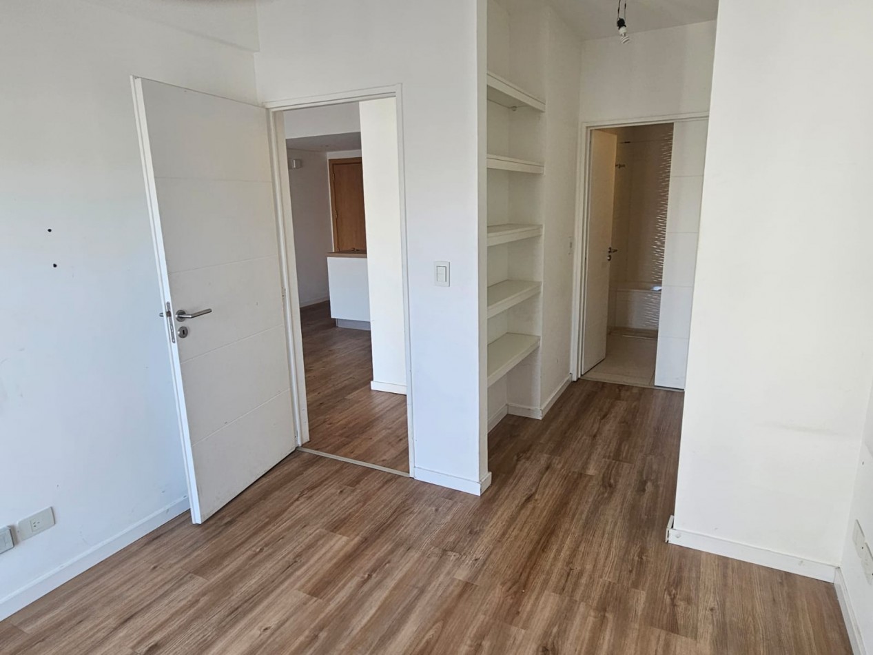 Hermoso 2 ambientes con cochera fija cubierta en edificio de CATEGORIA / La Palmera de Villa Crespo