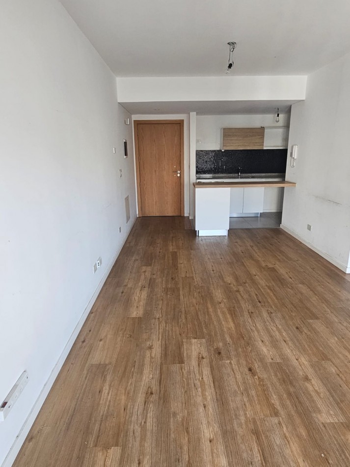 Hermoso 2 ambientes con cochera fija cubierta en edificio de CATEGORIA / La Palmera de Villa Crespo