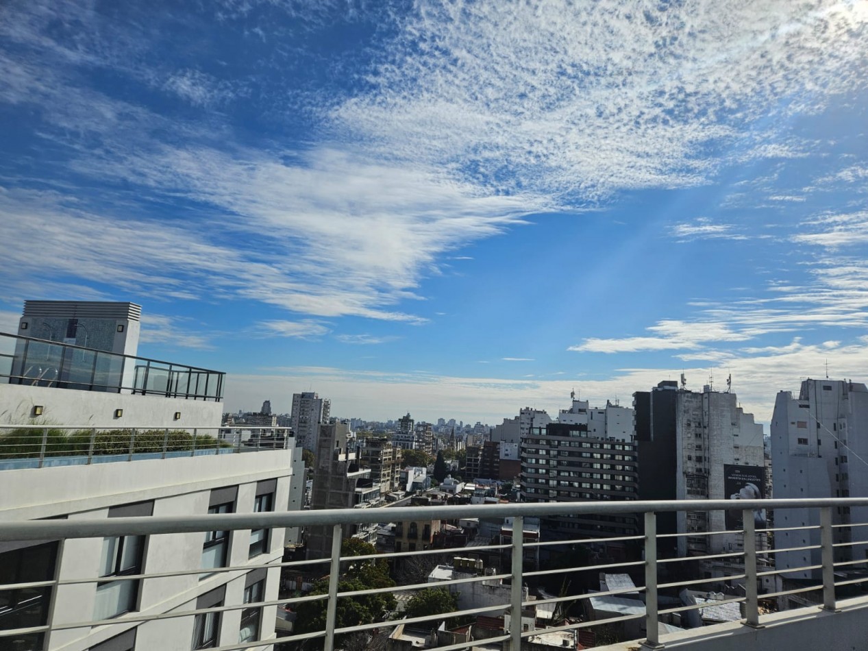 Hermoso 2 ambientes con cochera fija cubierta en edificio de CATEGORIA / La Palmera de Villa Crespo