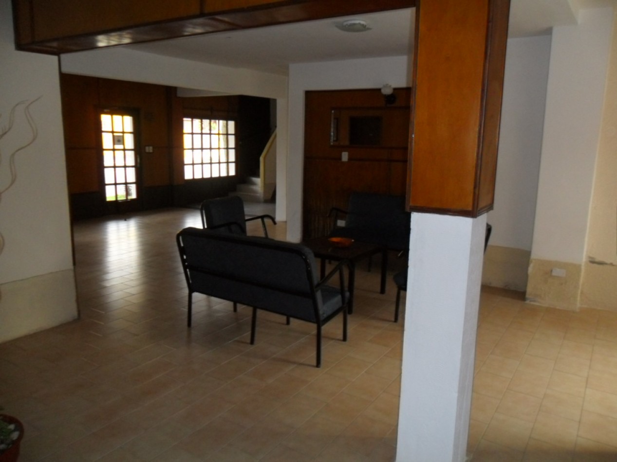 pent-house a media cuadra del mar 