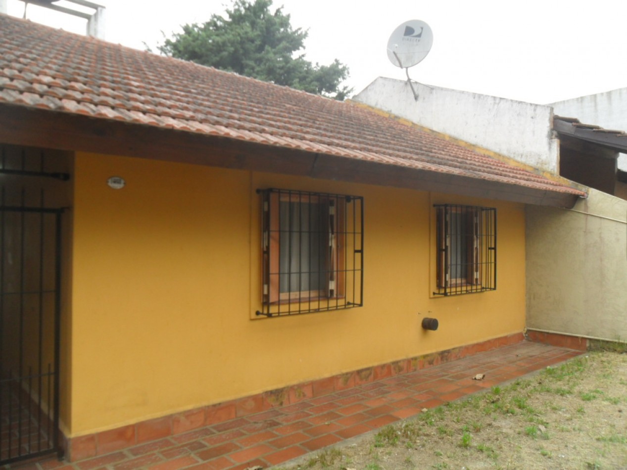 Hermosa casa de 3 amb. con todos los servicios