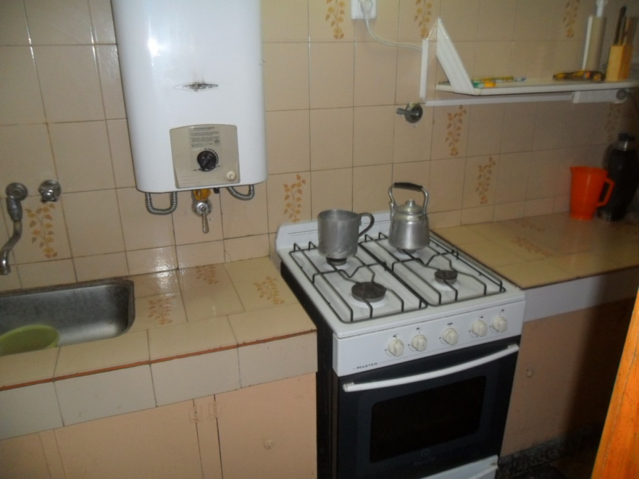 Hermosa casa de 3 amb. con todos los servicios