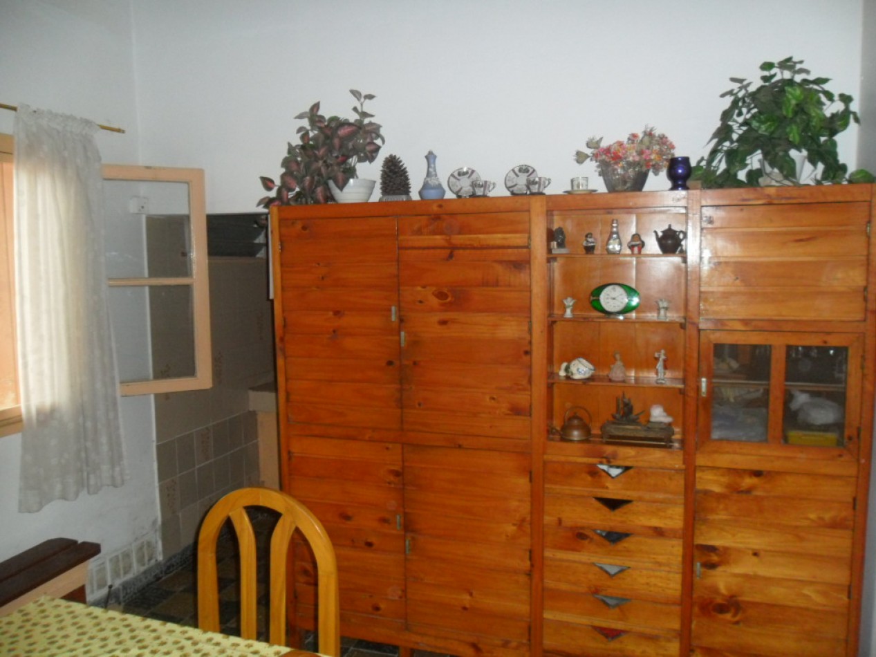 Hermosa casa de 3 amb. con todos los servicios