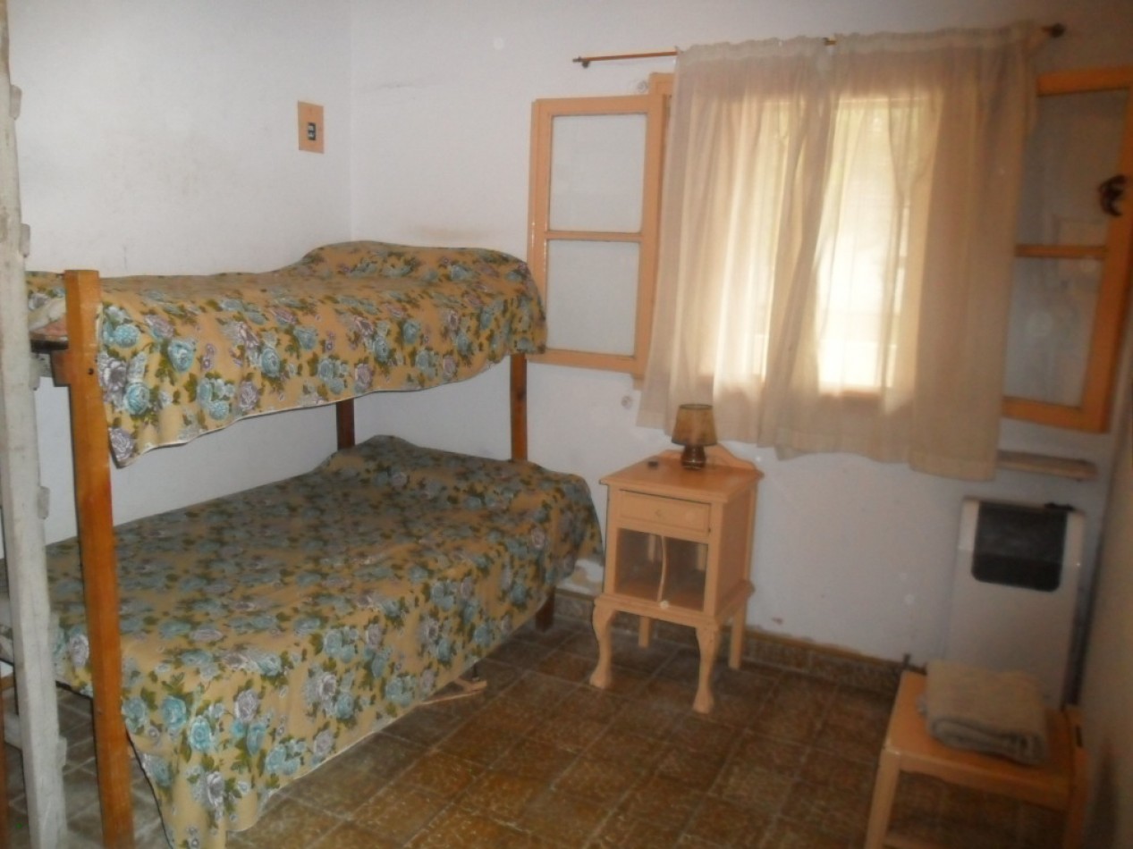 Hermosa casa de 3 amb. con todos los servicios