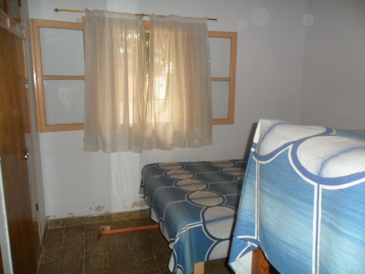 Hermosa casa de 3 amb. con todos los servicios