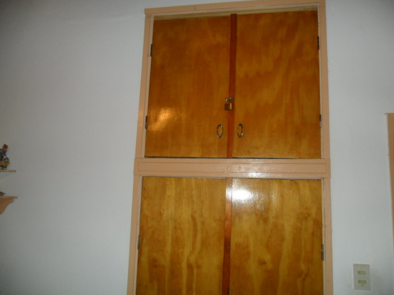 Hermosa casa de 3 amb. con todos los servicios