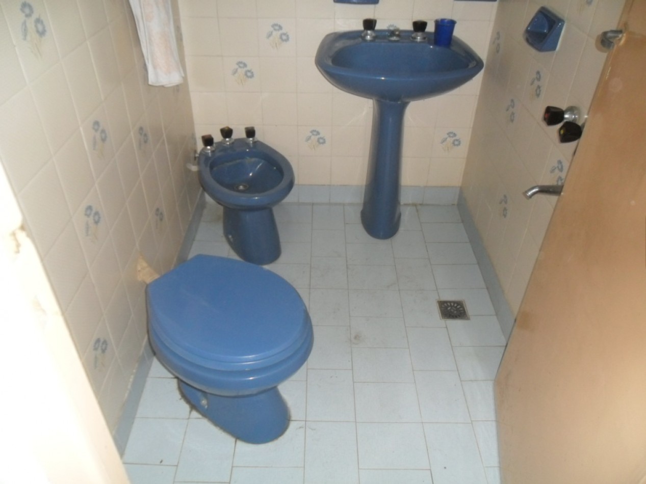 Hermosa casa de 3 amb. con todos los servicios