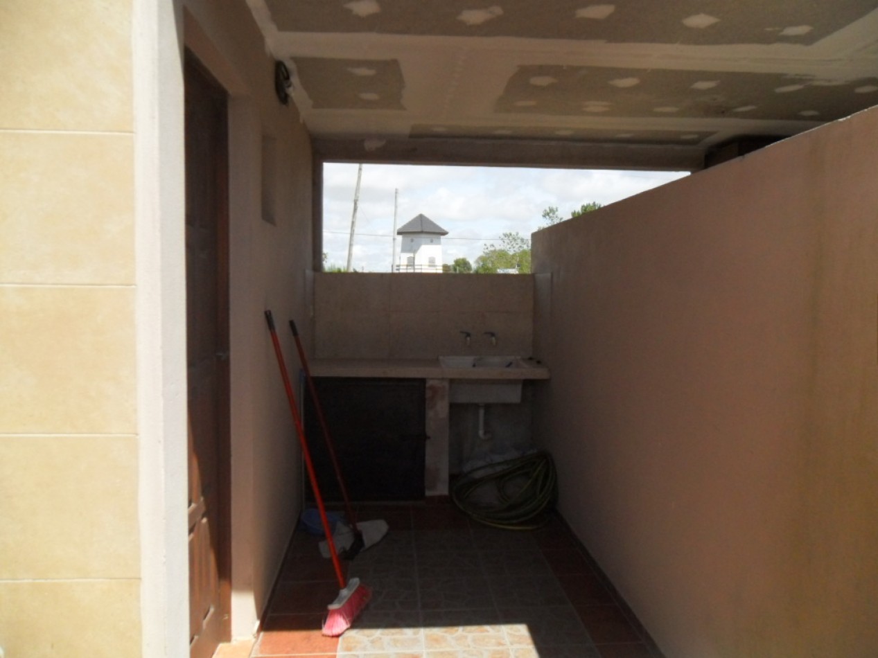 Duplex amplio de 3 Amb. en Tala Sur 
