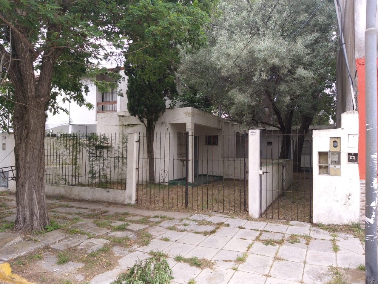 OPORTUNIDAD 2 deptos. con espacio aereo en barrio tala 