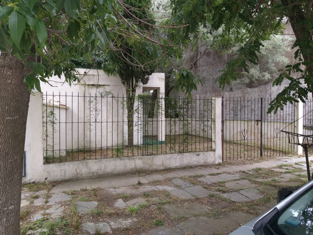 OPORTUNIDAD 2 deptos. con espacio aereo en barrio tala 
