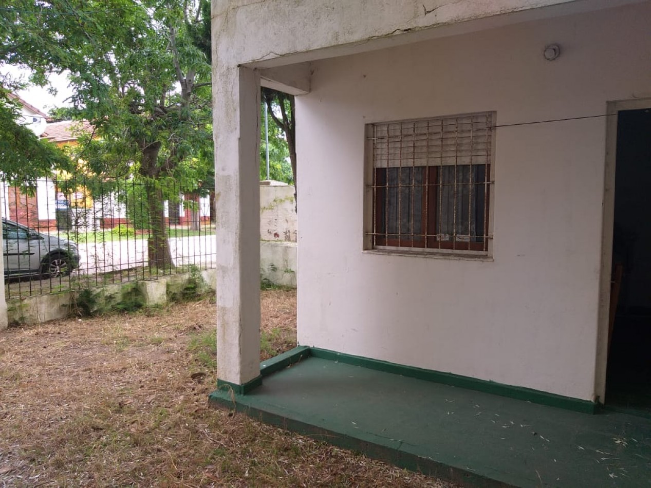 OPORTUNIDAD 2 deptos. con espacio aereo en barrio tala 