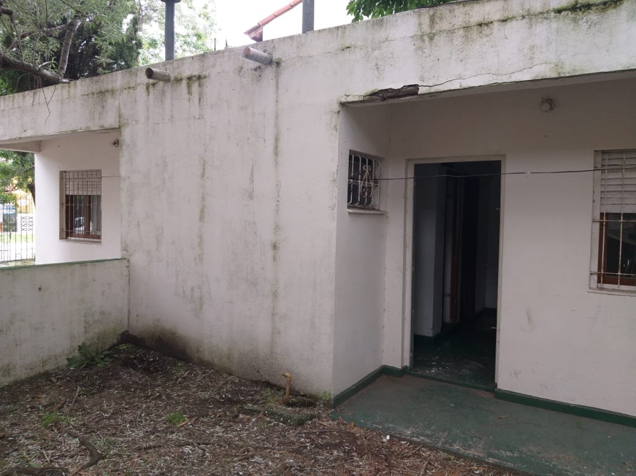 OPORTUNIDAD 2 deptos. con espacio aereo en barrio tala 