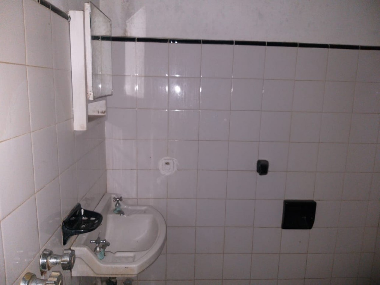 OPORTUNIDAD 2 deptos. con espacio aereo en barrio tala 