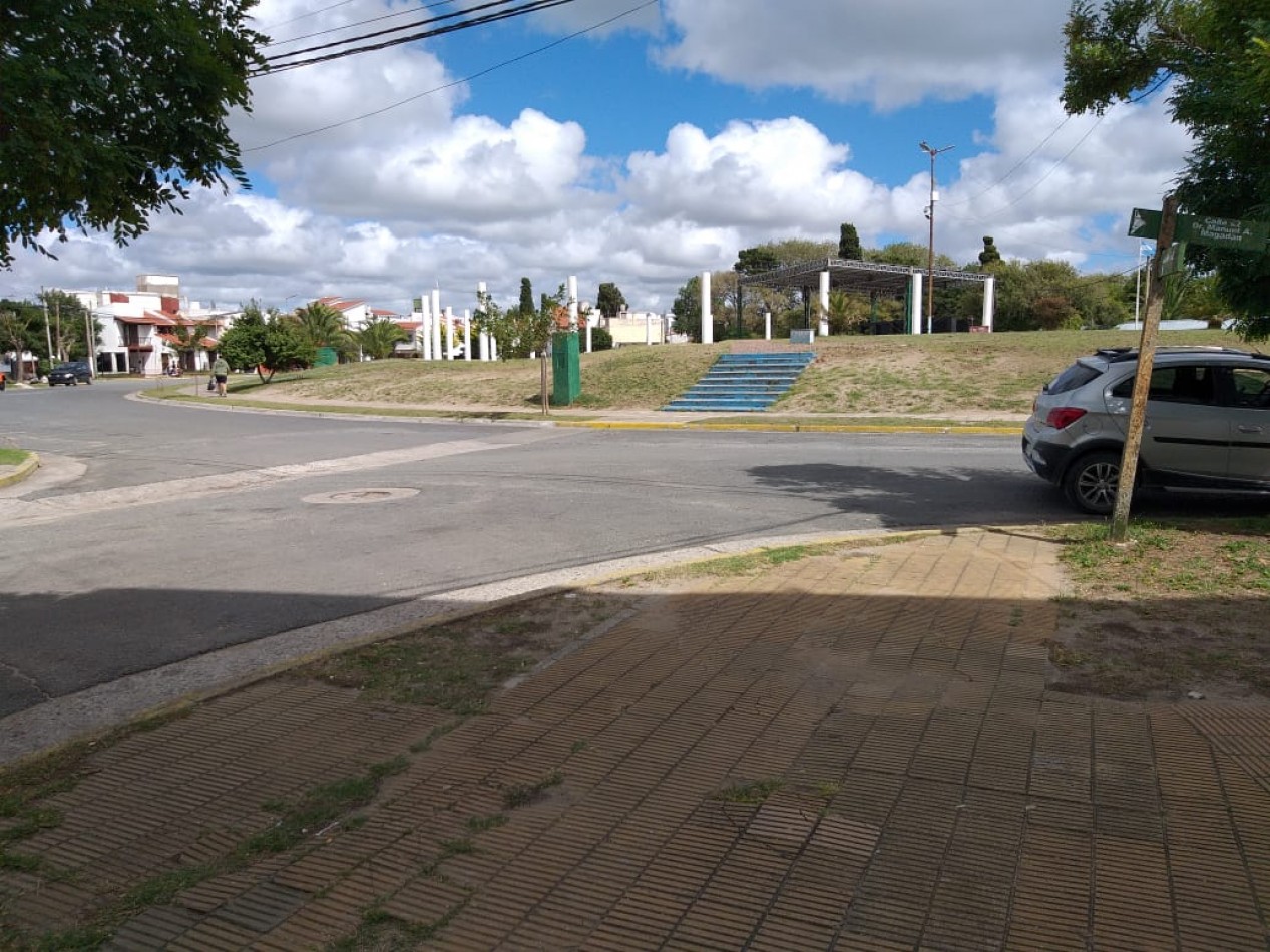 Monoambiente centrico frente Plaza Pereira  