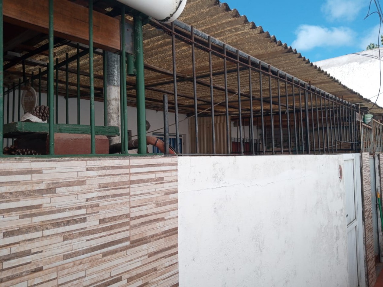 Duplex 2 amb. c/patio centrico  
