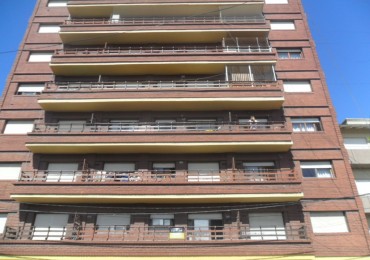 Depto 2 amb. 4to piso L Edificio French 