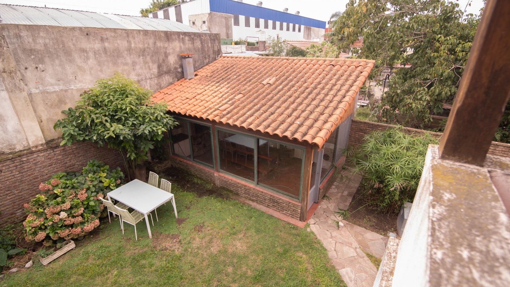 CHALET EN VENTA QUILMES OESTE 