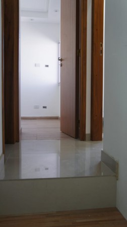 VENTA-DUPLEX 3 AMBIENTES CON PATIO Y COCHERA