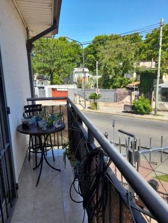 VENTA- Departamento a metros de Lomitas