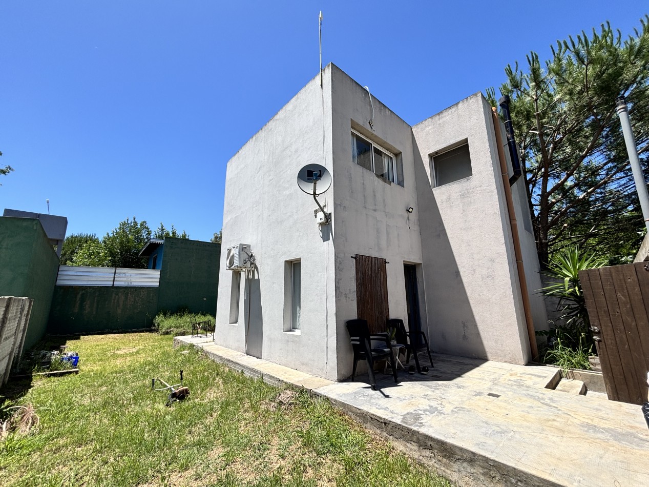 CASA DE 3 AMBIENTES EN EL PATO, A 1 CUADRA DE COLECTORA, BERAZATEGUI
