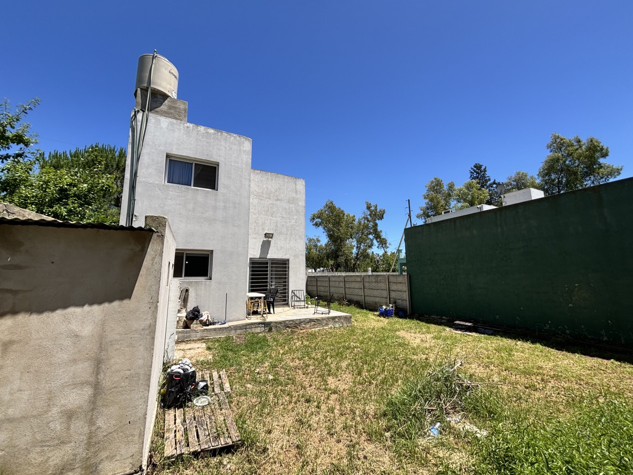 CASA DE 3 AMBIENTES EN EL PATO, A 1 CUADRA DE COLECTORA, BERAZATEGUI
