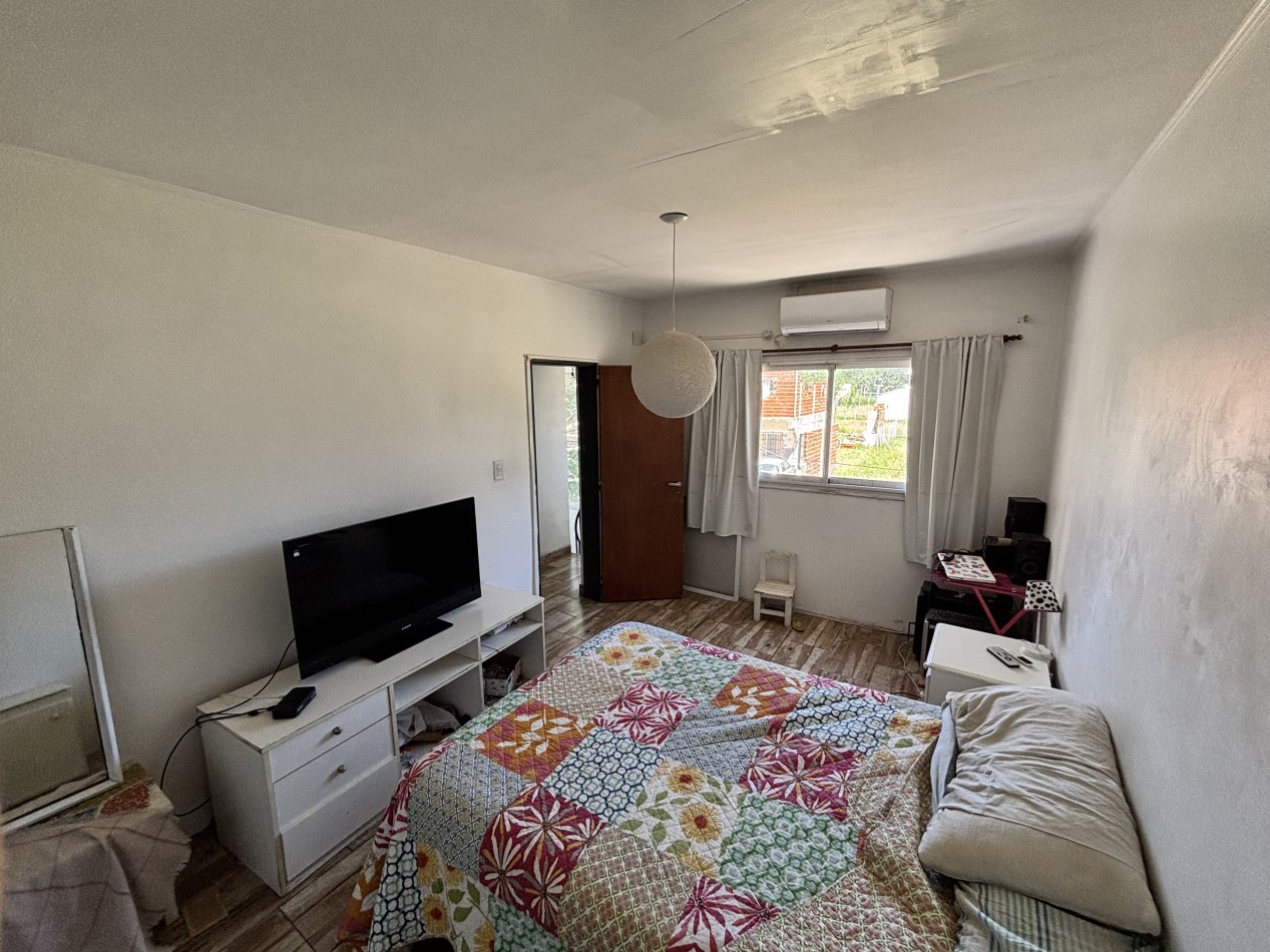 CASA DE 3 AMBIENTES EN EL PATO, A 1 CUADRA DE COLECTORA, BERAZATEGUI