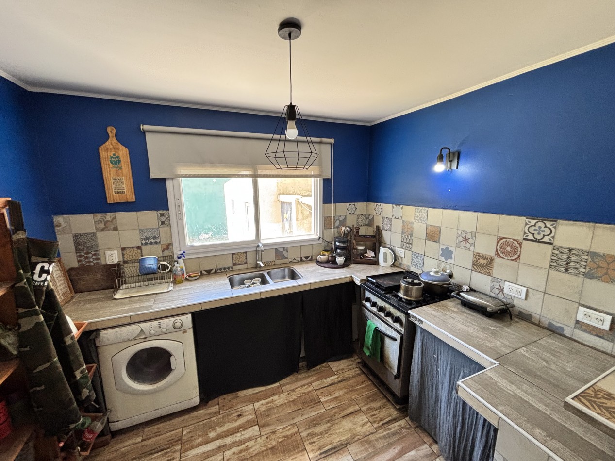 CASA DE 3 AMBIENTES EN EL PATO, A 1 CUADRA DE COLECTORA, BERAZATEGUI