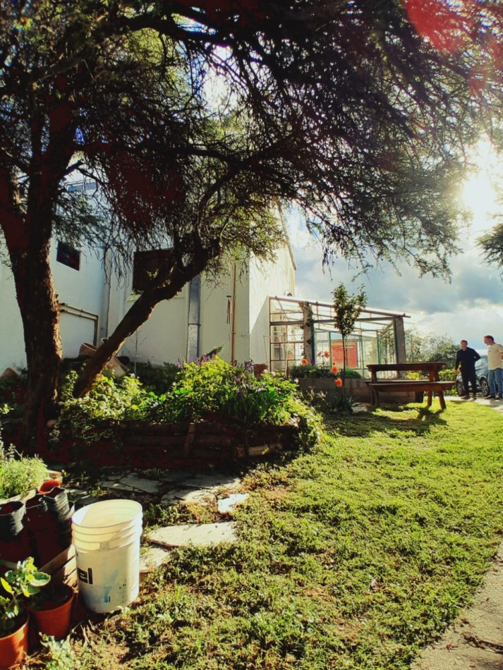 VENDE POSADA EN EL VOLCAN